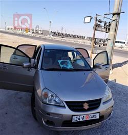 سوزوكي ليانا